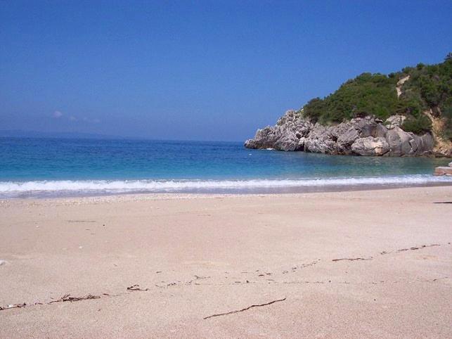 Theros Blu Sarakiniko (Epirus) Екстериор снимка